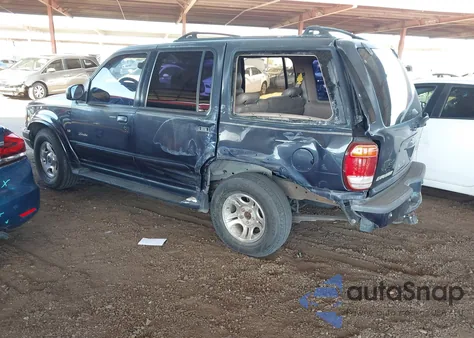 2000 Ford Explorer Limited из США, поврежденный, VIN 1FMDU85P6YZB43659